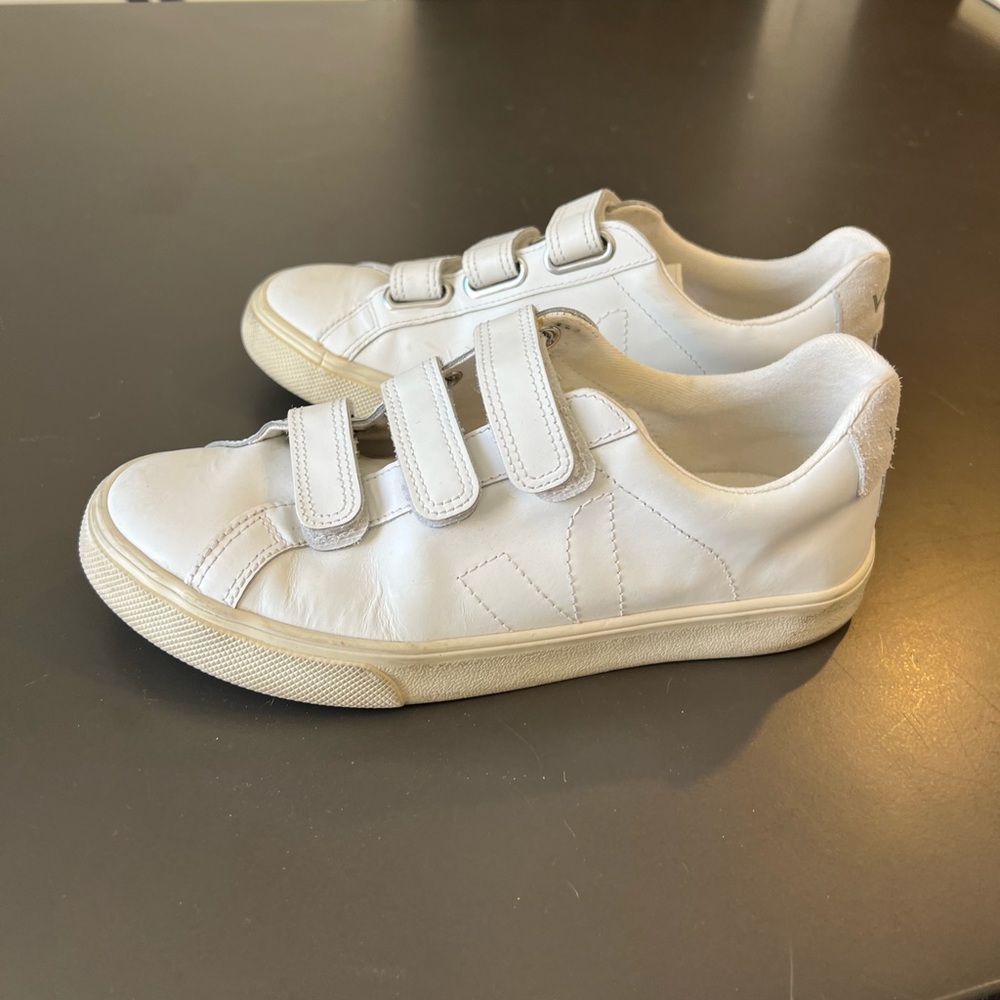 Women’s VEJA Esplar sneakers